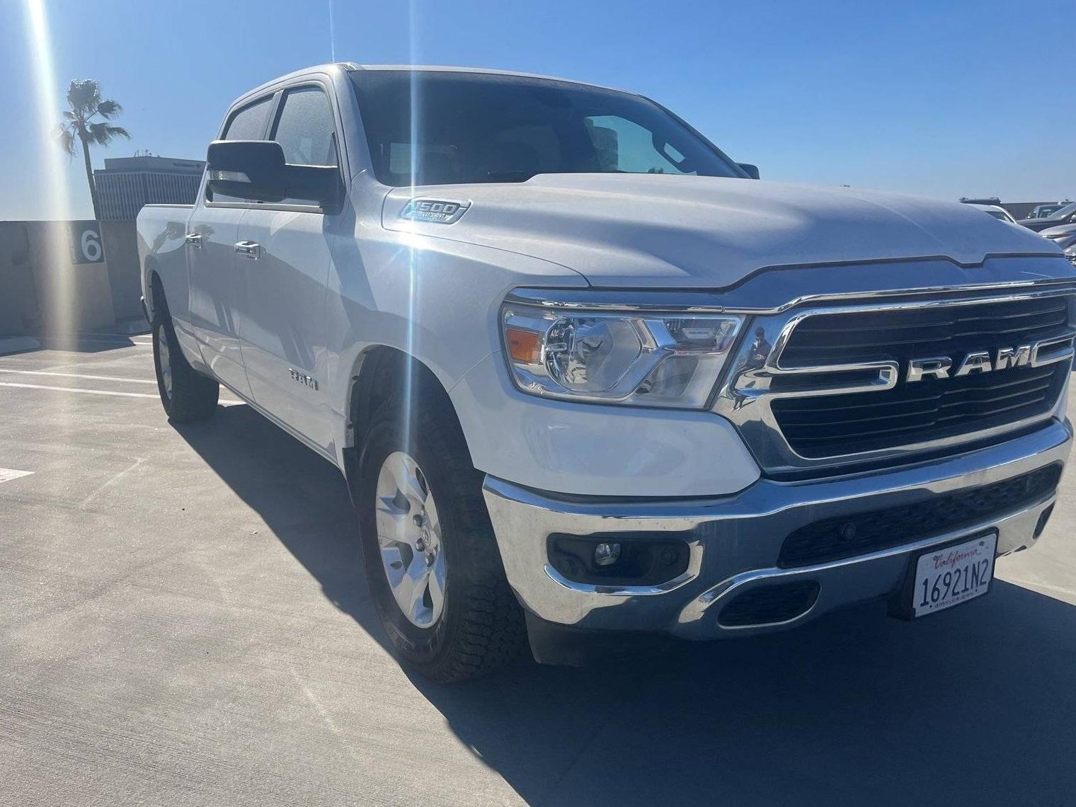 RAM 1500 2019 1C6SRFMT5KN680691 image