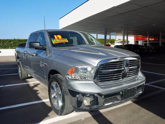 RAM 1500 2019 1C6RR6TT3KS649389 image