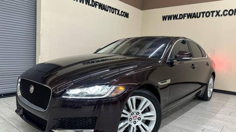 JAGUAR XF 2016 SAJBD4BV6GCY13723 image