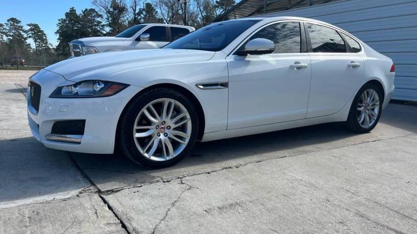 JAGUAR XF 2016 SAJBE4BV7GCY02579 image