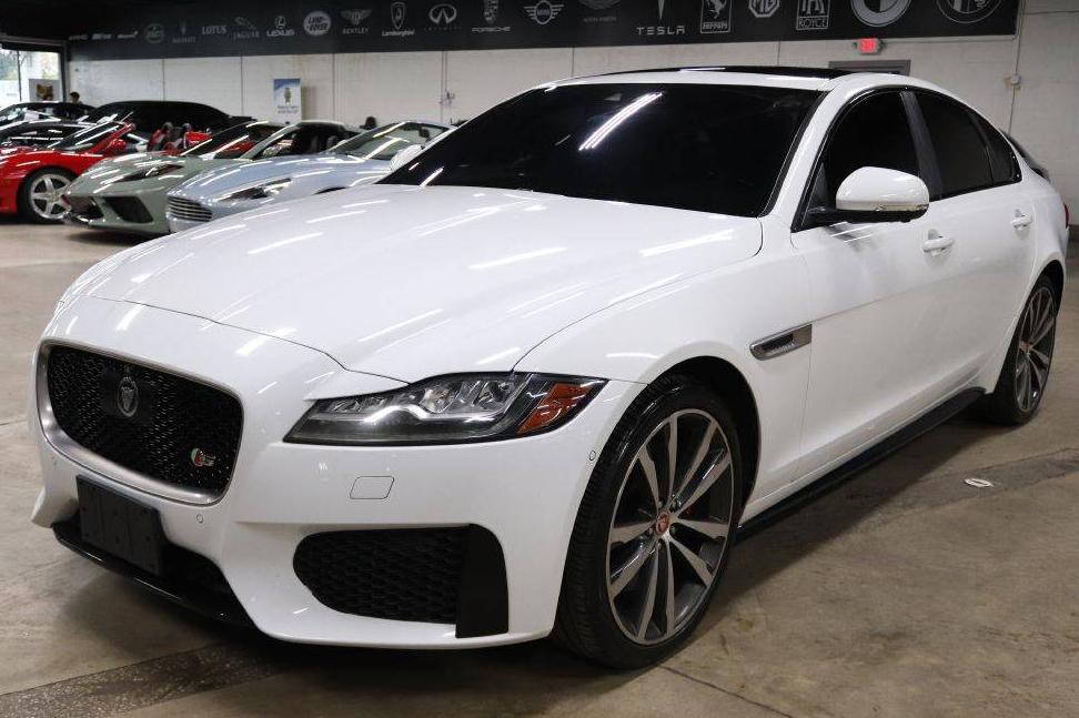 JAGUAR XF 2018 SAJBM4FV7JCY67260 image