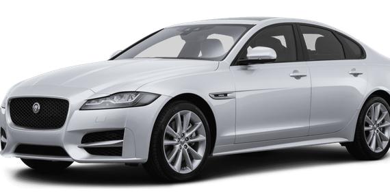 JAGUAR XF 2017 SAJBJ4BV2HCY32604 image