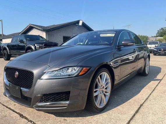 JAGUAR XF 2017 SAJBK4BVXHCY30645 image JAGUAR XF 2017 SAJBK4BVXHCY30645 image