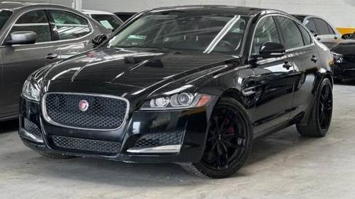 JAGUAR XF 2017 SAJBD4BV1HCY34772 image