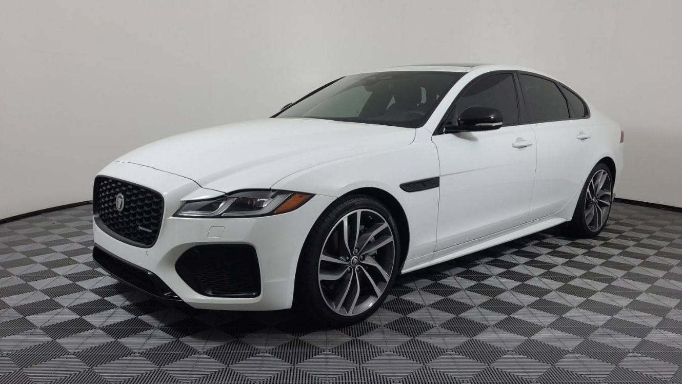 JAGUAR XF 2024 SAJB64FX9RCY94712 image