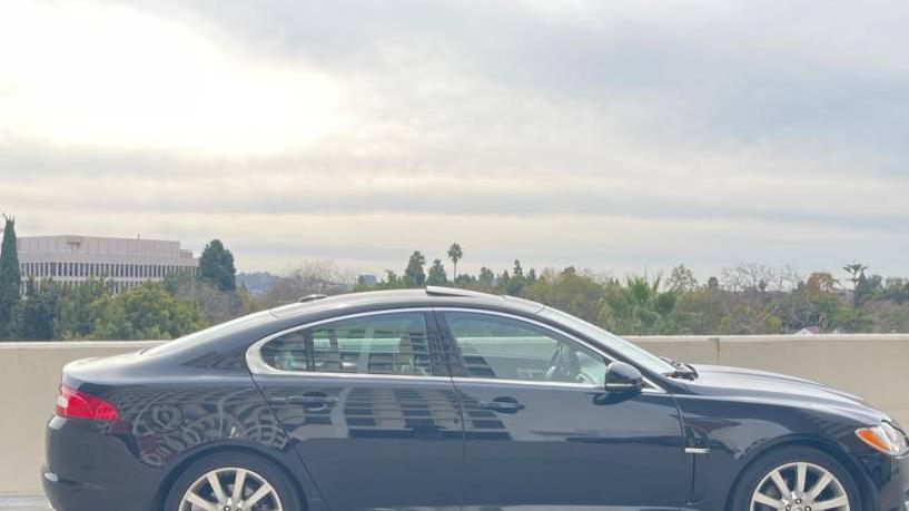 JAGUAR XF 2010 SAJWA0FA9AHR54726 image