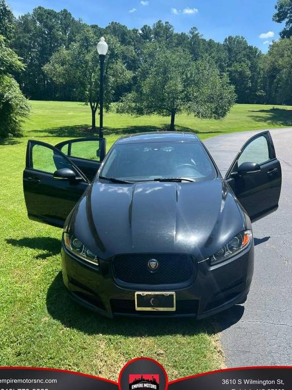 JAGUAR XF 2015 SAJWJ0FF9F8U69425 image