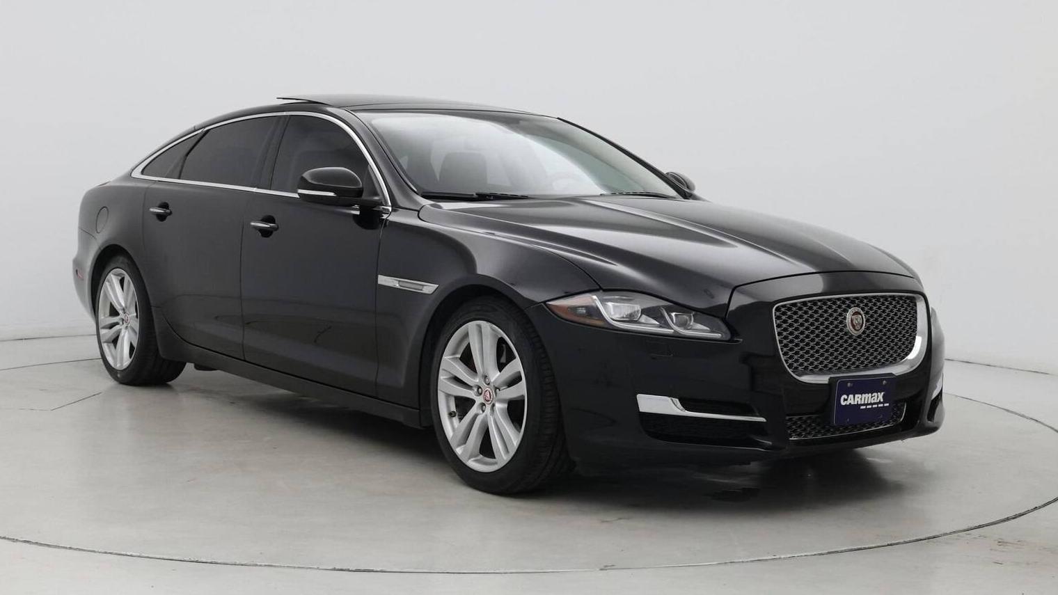 JAGUAR XJ 2016 SAJWA2G7XG8V98066 image