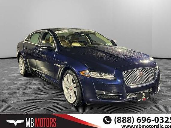 JAGUAR XJ 2016 SAJWJ2GD4G8W00433 image JAGUAR XJ 2016 SAJWJ2GD4G8W00433 image