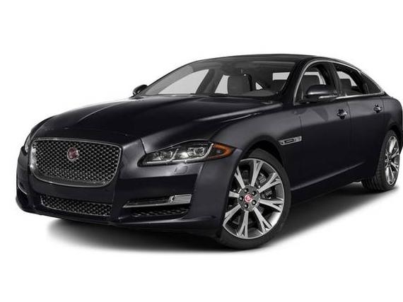 JAGUAR XJ 2016 SAJWA2G7XG8W02469 image