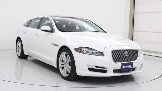 JAGUAR XJ 2016 SAJWA2G77G8W02526 image