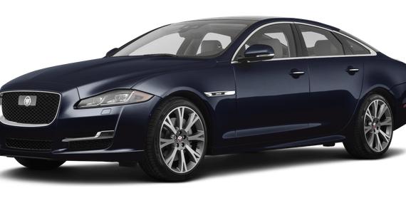 JAGUAR XJ 2018 SAJWA1C72J8W14283 image