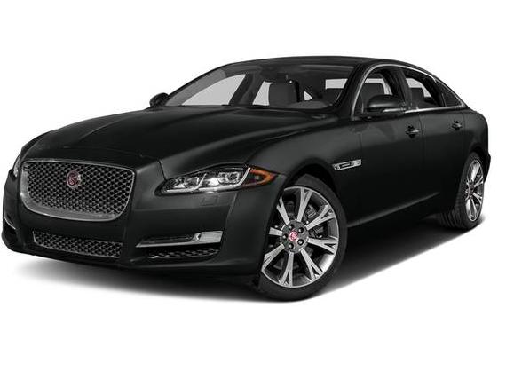 JAGUAR XJ 2017 SAJWA2G71H8W08985 image
