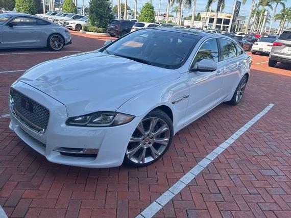 JAGUAR XJ 2017 SAJWJ2GD9H8W03846 image JAGUAR XJ 2017 SAJWJ2GD9H8W03846 image