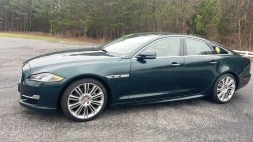 JAGUAR XJ 2017 SAJWA1C74H8W10522 image