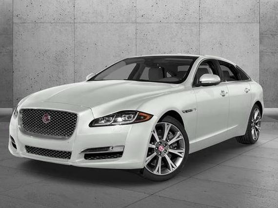 JAGUAR XJ 2017 SAJWJ2GDXH8W12524 image