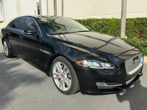 JAGUAR XJ 2017 SAJWA2G79H8W04960 image