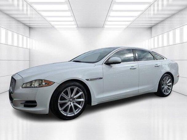 JAGUAR XJ 2013 SAJWA1C71D8V41606 image