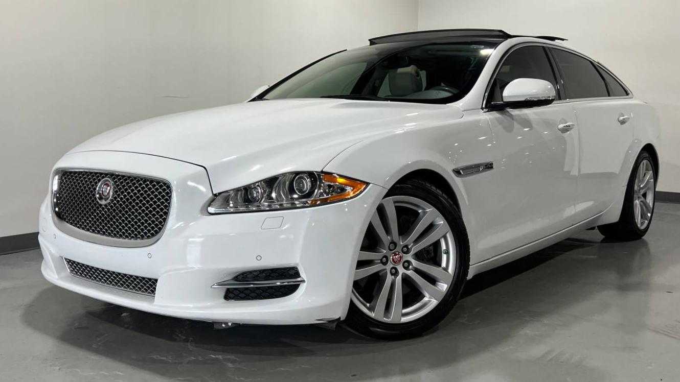 JAGUAR XJ 2015 SAJWA2GZ1F8V76568 image