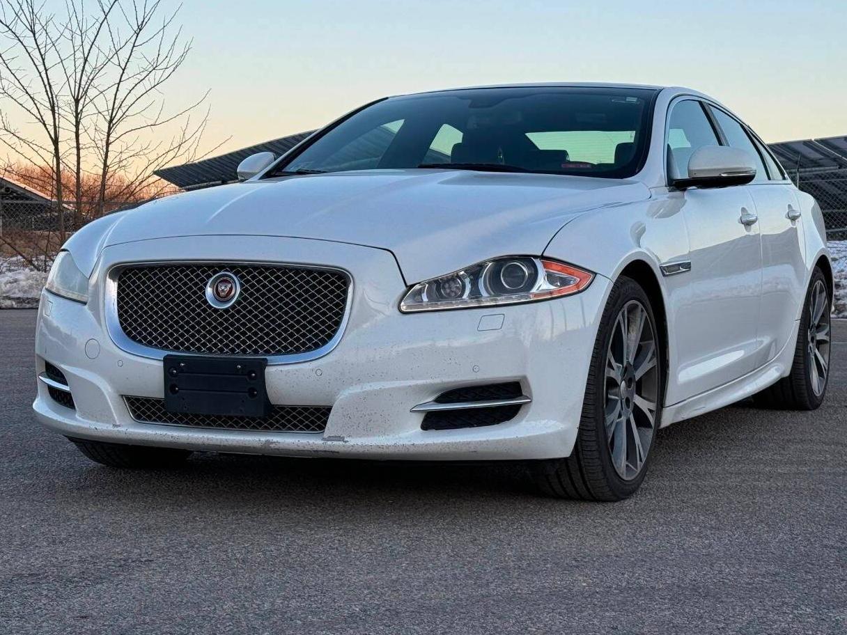 JAGUAR XJ 2015 SAJWJ1CD8F8V85790 image