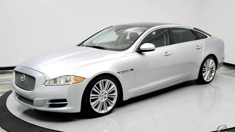 JAGUAR XJ 2015 SAJWA2GZ8F8V90533 image