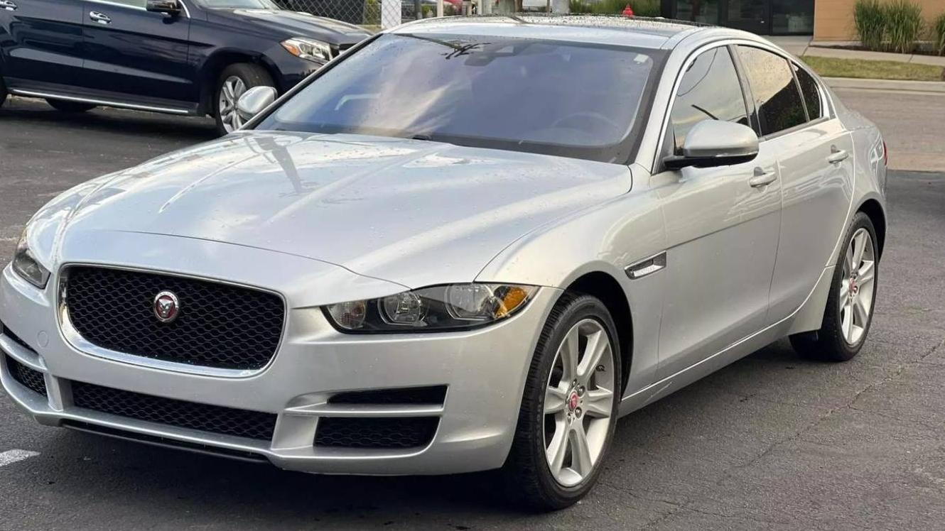 JAGUAR XE 2018 SAJAJ4FX9JCP34828 image