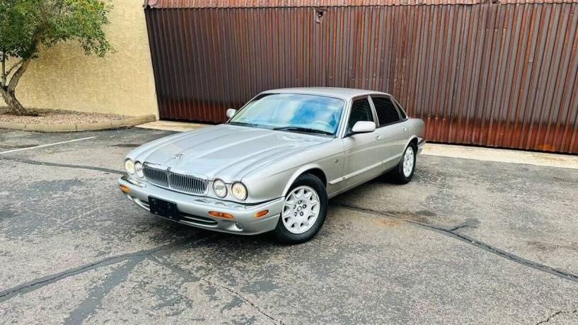 JAGUAR XJ8 1999 SAJHD1046XC871477 image