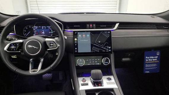 JAGUAR F-PACE 2023 SADCJ2EX0PA715641 image