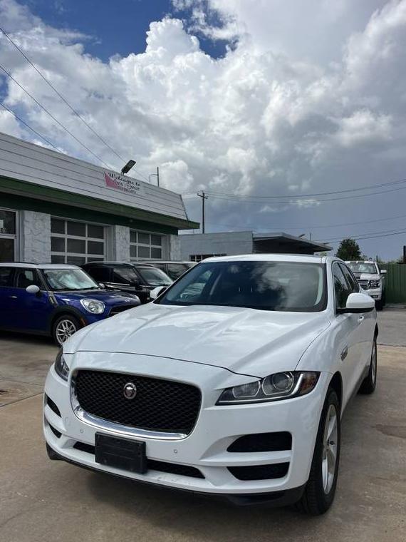 JAGUAR F-PACE 2019 SADCJ2FX9KA399177 image