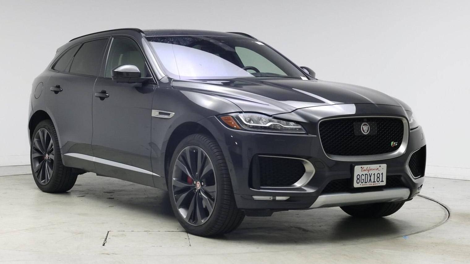 JAGUAR F-PACE 2019 SADCM2FV9KA357808 image