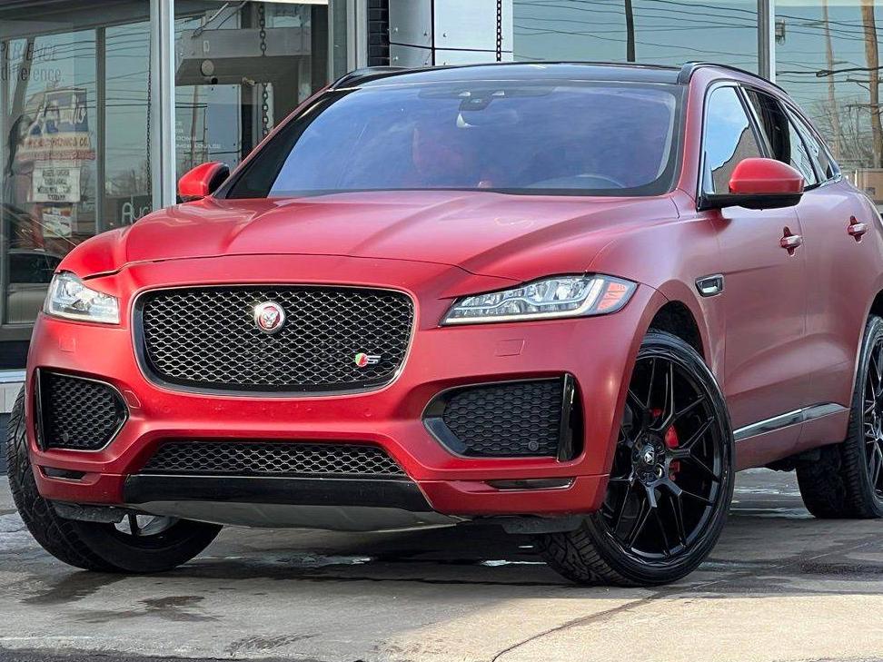 JAGUAR F-PACE 2018 SADCM2FV6JA204088 image