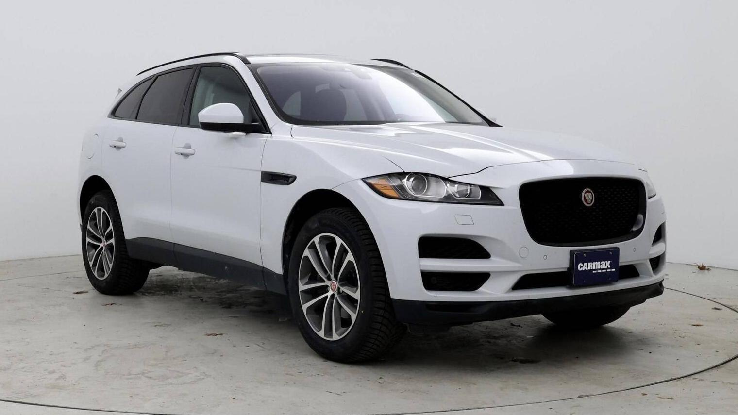 JAGUAR F-PACE 2018 SADCJ2FX2JA279185 image