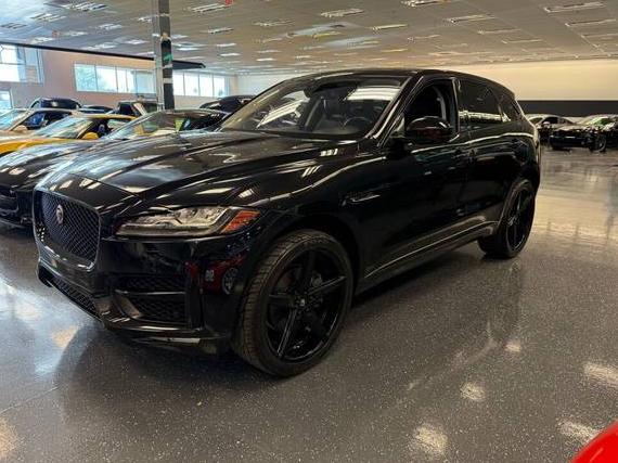 JAGUAR F-PACE 2017 SADCL2BV9HA067974 image