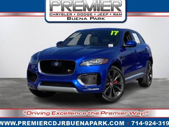 JAGUAR F-PACE 2017 SADCP2BV4HA883415 image