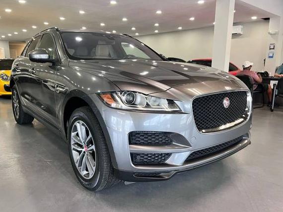 JAGUAR F-PACE 2017 SADCJ2BV5HA088648 image