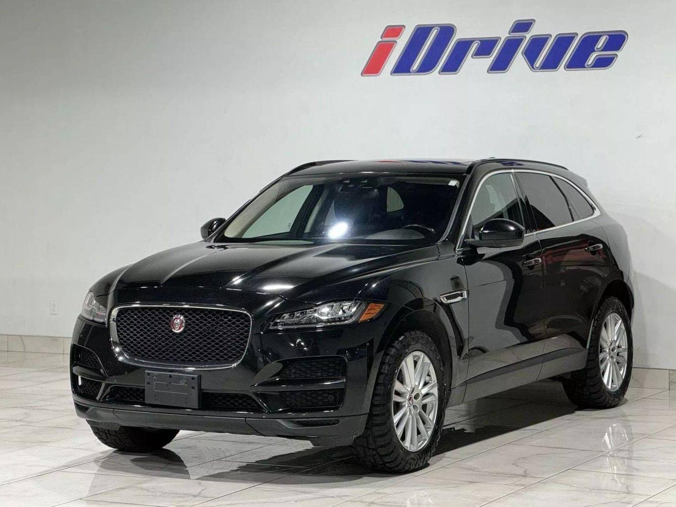 JAGUAR F-PACE 2017 SADCK2BN4HA089514 image