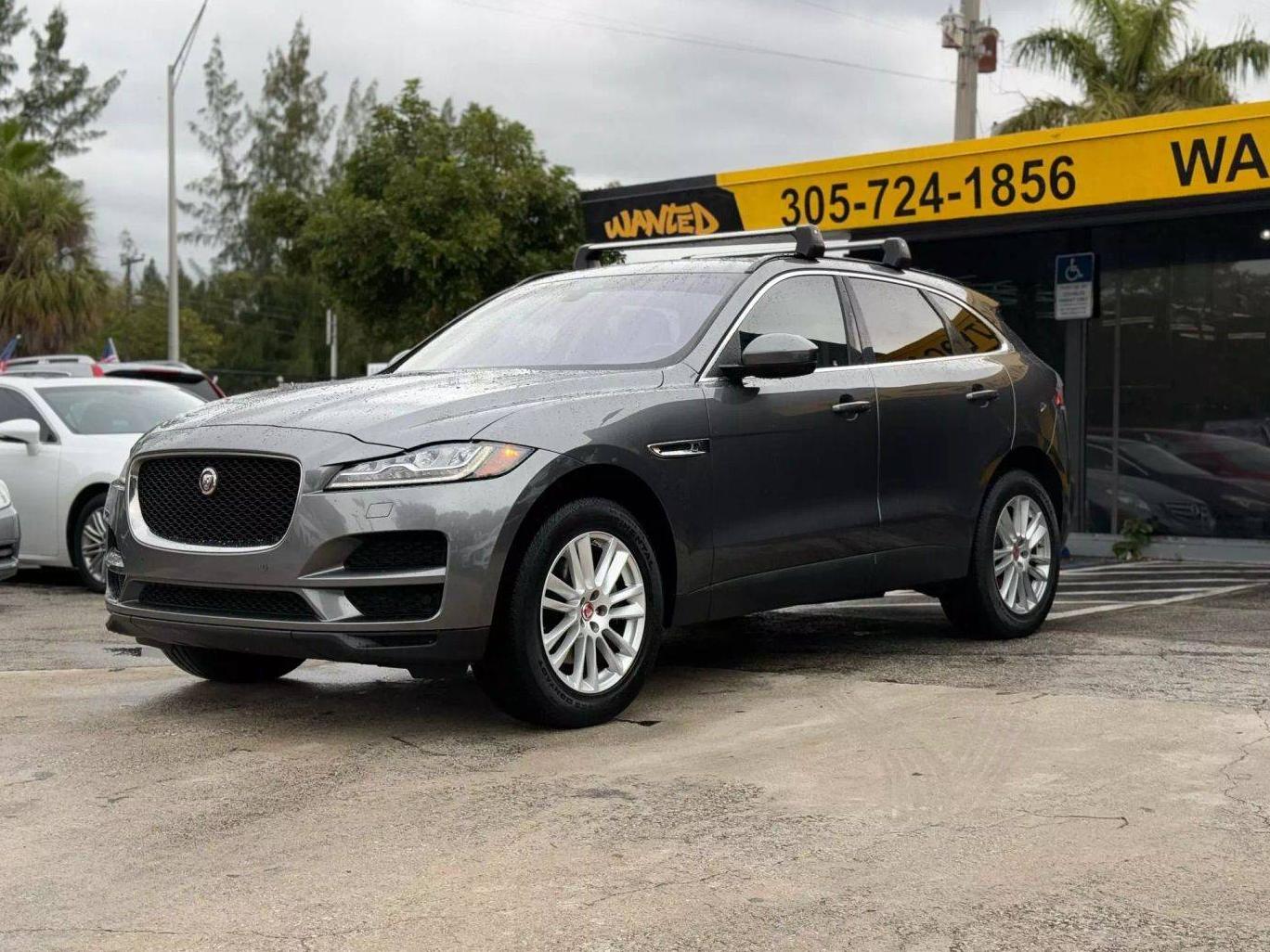 JAGUAR F-PACE 2017 SADCK2BV7HA895265 image