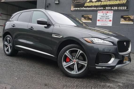 JAGUAR F-PACE 2017 SADCM2BV0HA097832 image
