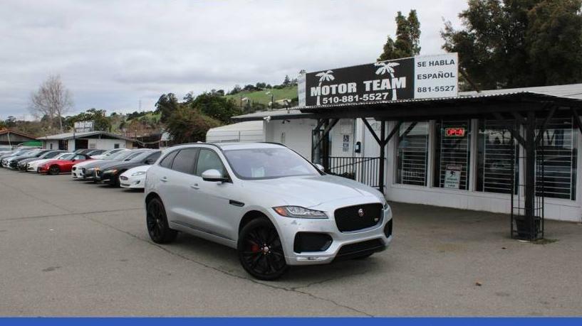 JAGUAR F-PACE 2017 SADCM2BVXHA893021 image