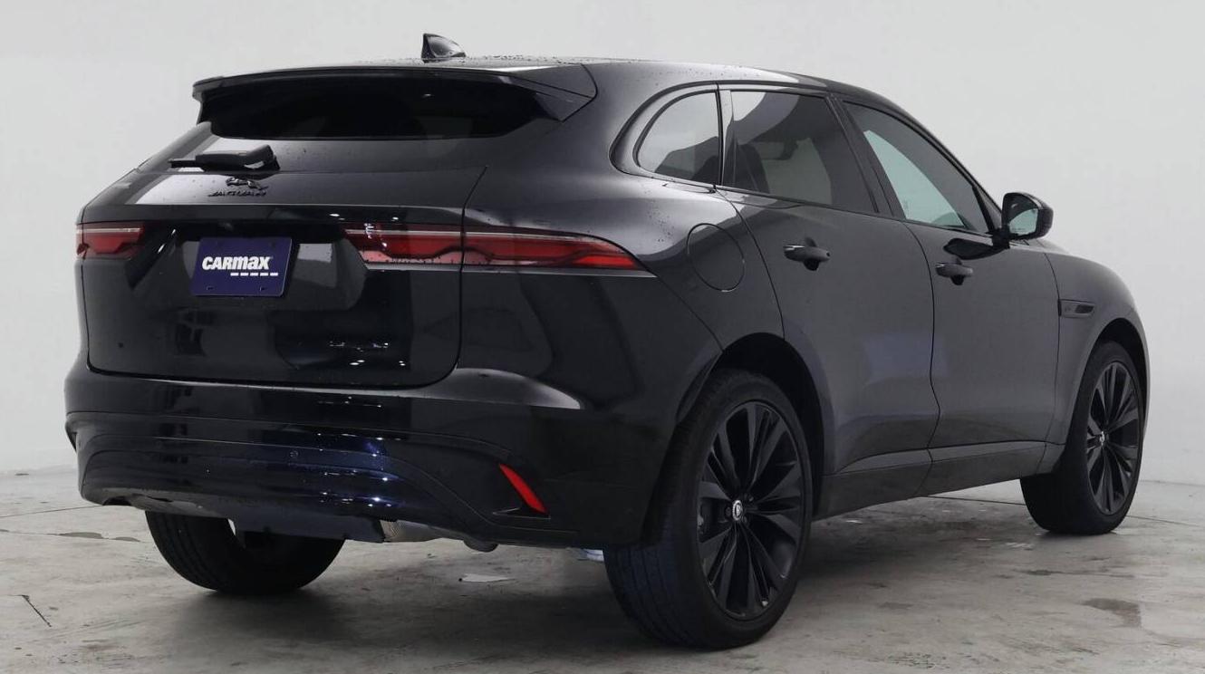 JAGUAR F-PACE 2024 SADCT2EX1RA723518 image