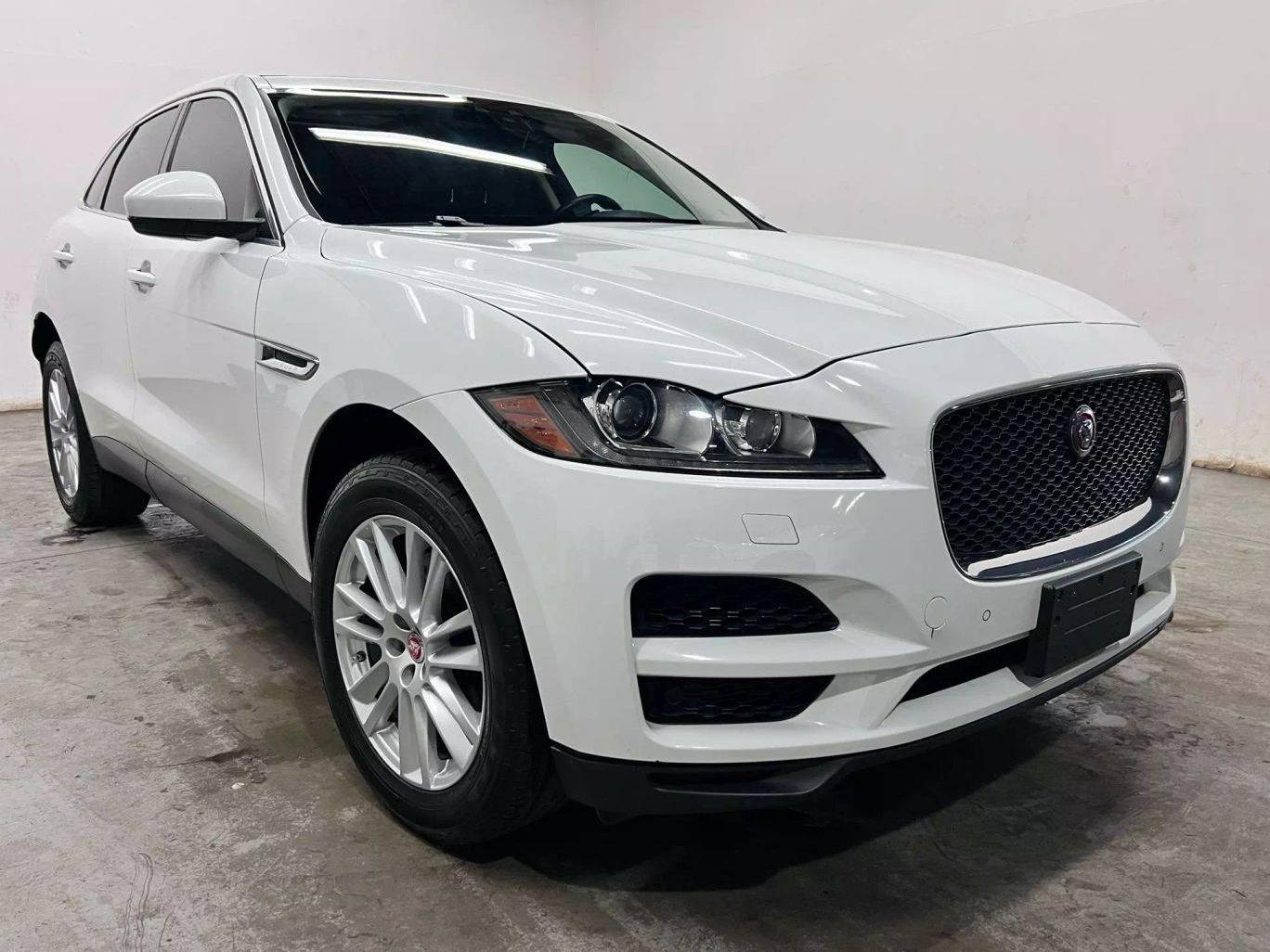 JAGUAR F-PACE 2020 SADCK2GX1LA638461 image