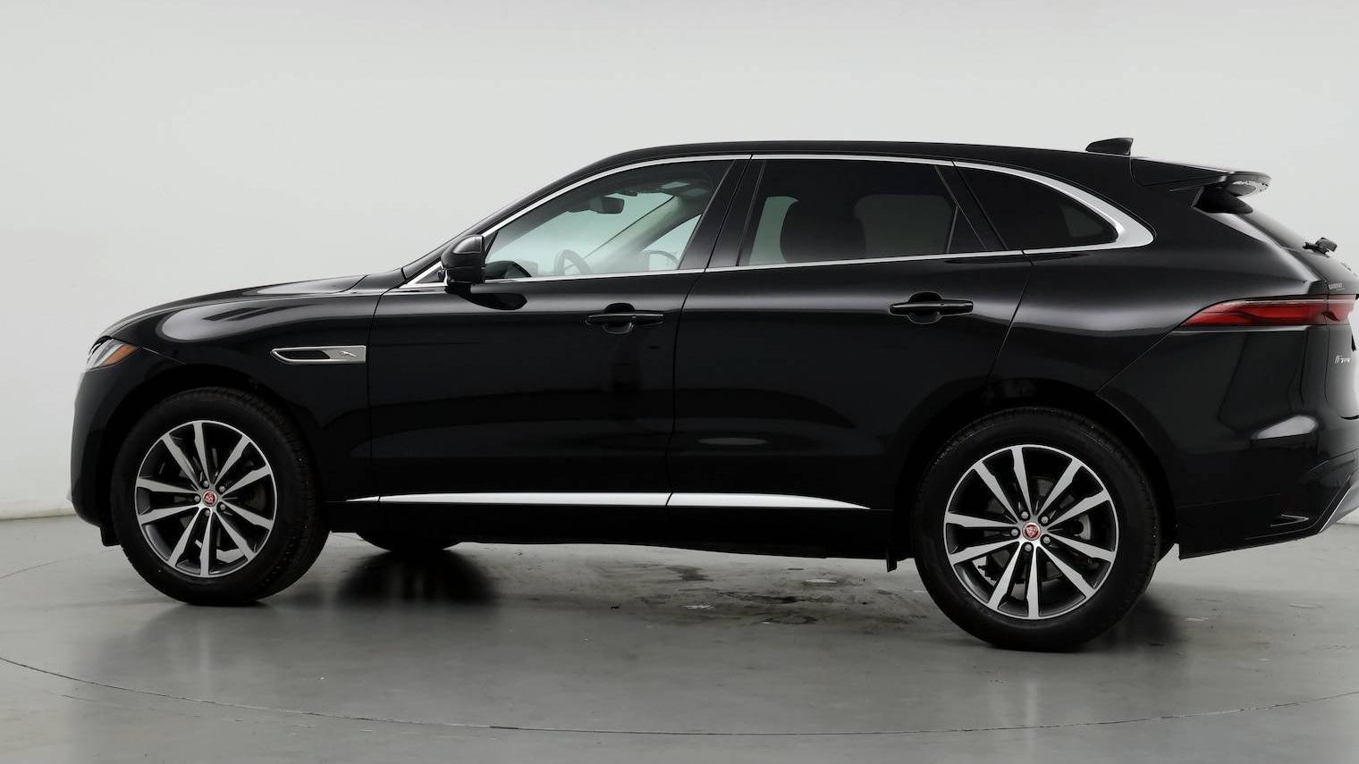 JAGUAR F-PACE 2022 SADCJ2EX6NA700185 image