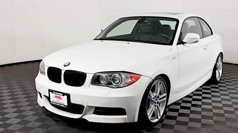 BMW 135I 2011 WBAUC9C55BVM08923 image