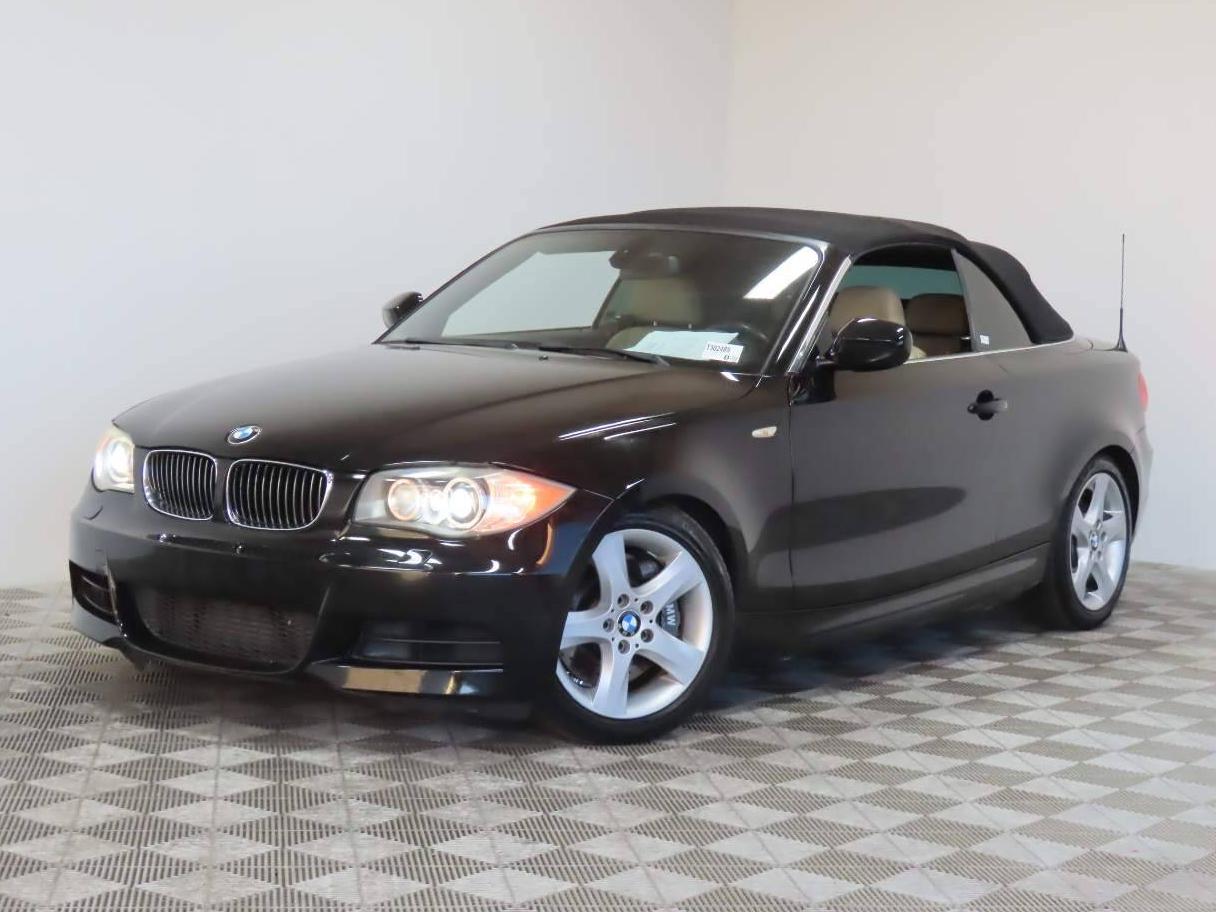 BMW 135I 2010 WBAUN9C53AVK41843 image