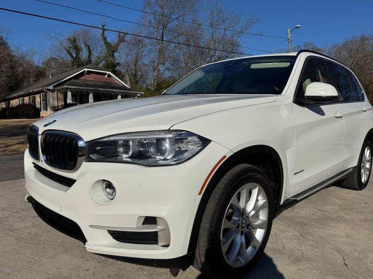 BMW X5 2016 5UXKR0C5XG0P33395 image