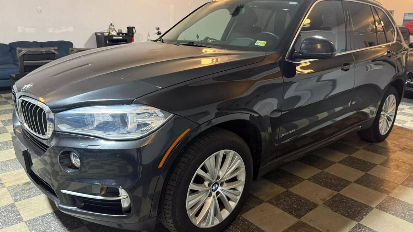 BMW X5 2016 5UXKR0C5XG0P29752 image