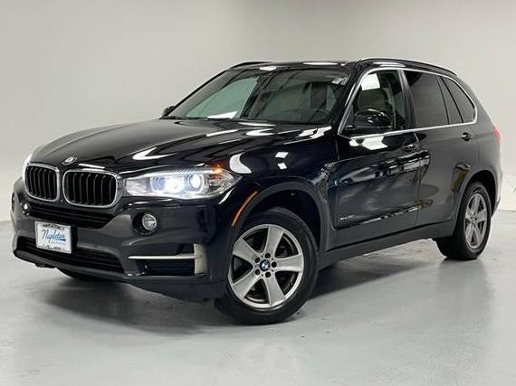 BMW X5 2016 5UXKR0C58G0U10284 image