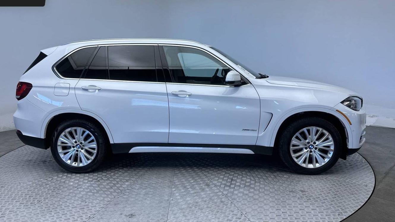 BMW X5 2016 5UXKR0C59G0P23828 image