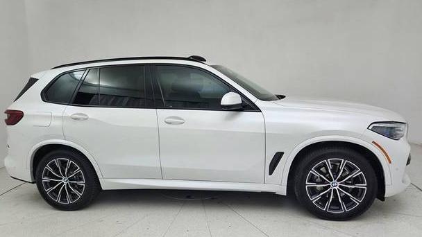 BMW X5 2019 5UXCR6C58KLL01838 image