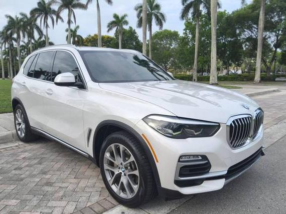 BMW X5 2019 5UXCR6C58KLL36640 image